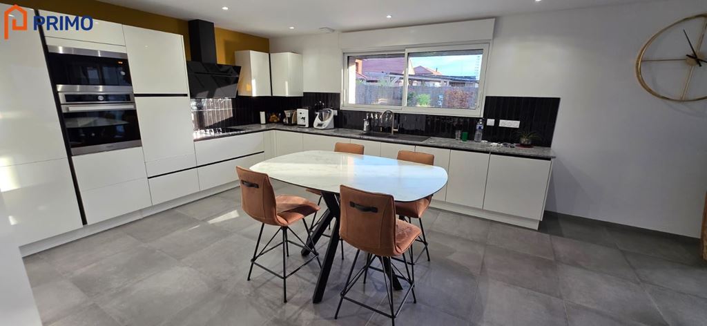 image du bien immobilier Maison d'architecte HOYMILLE